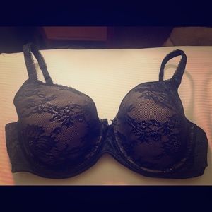 NWOT Body by Victoria lined demi bra!